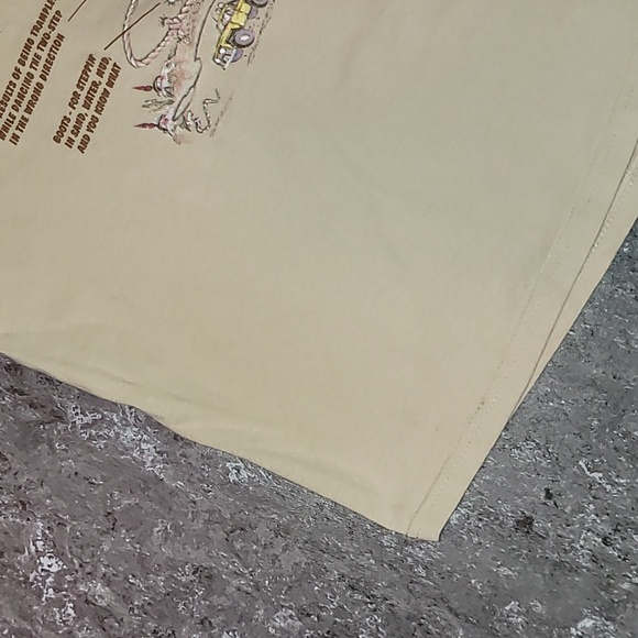 Vintage. USA Fabric. Anvil. COWBOY art by Gary Patterson. Men's size Large. - Picture 5 of 16